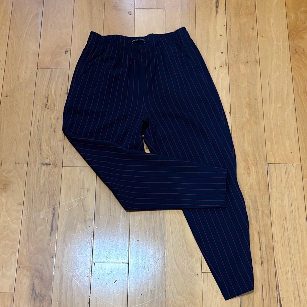 Women’s striped navy pants